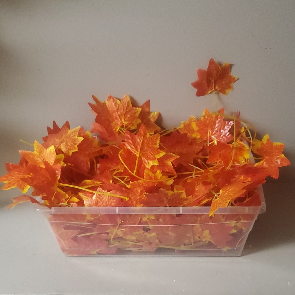 $0 *** Autumn Leaf Garland Decorations